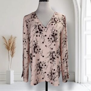 Chelsea28 Cherry Blossom Pullover Top Size L Pink Pleated Button Accent